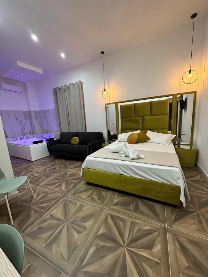 San Ferdinando Suite Room ナポリ エクステリア 写真