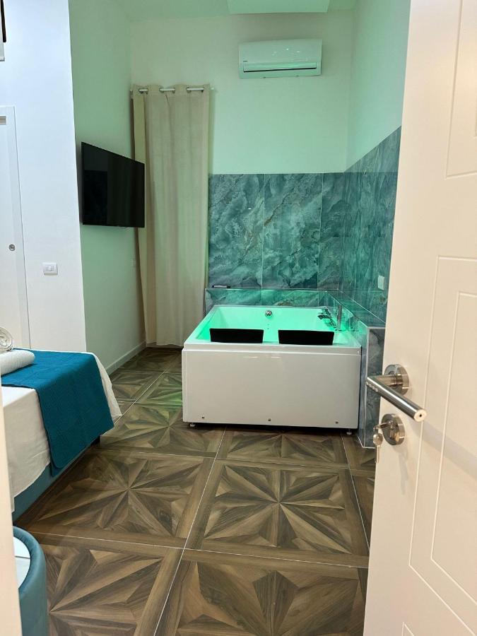 San Ferdinando Suite Room ナポリ エクステリア 写真