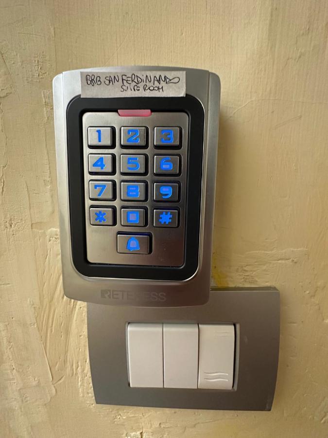San Ferdinando Suite Room ナポリ エクステリア 写真